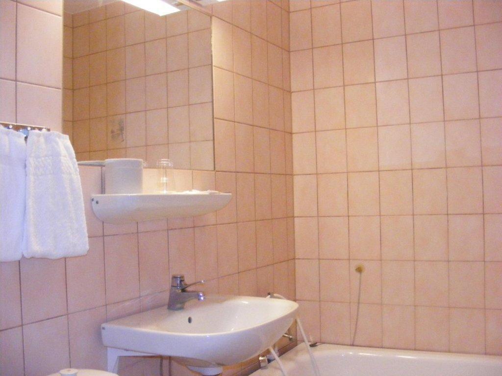 Hotel Continental Malmoe Стая снимка